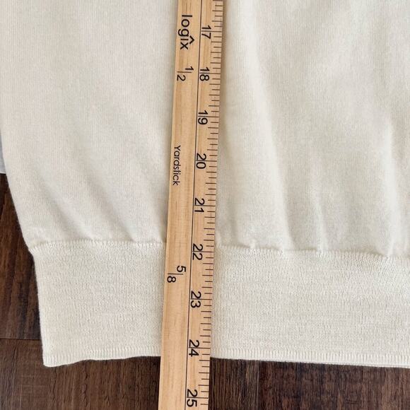 Tilley Merino Wool Turtleneck Sweater Stretch Layer * flaws * Size Medium Cream - Picture 13 of 16